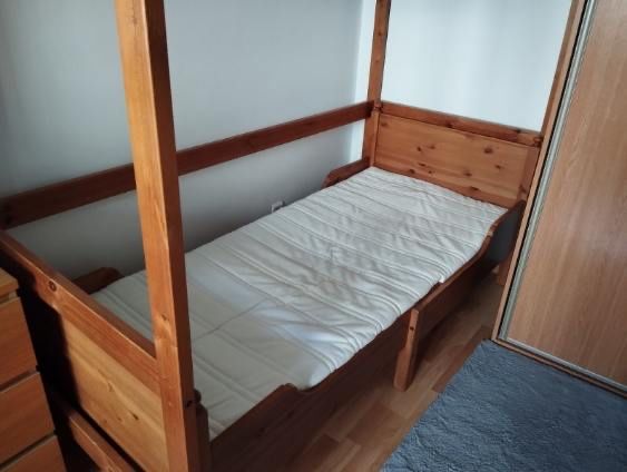 Łóżko dziecięce IKEA Leksvik – rośnie razem z dzieckiem