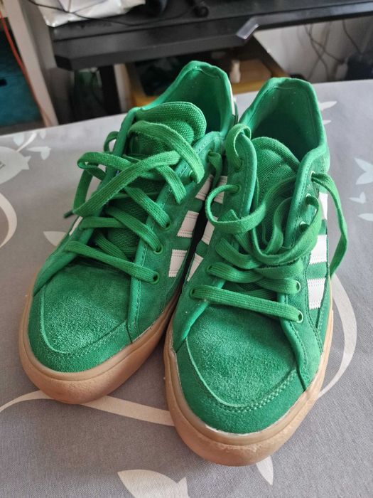 Adidas court tns premiere, skate, fashion. T:42,5