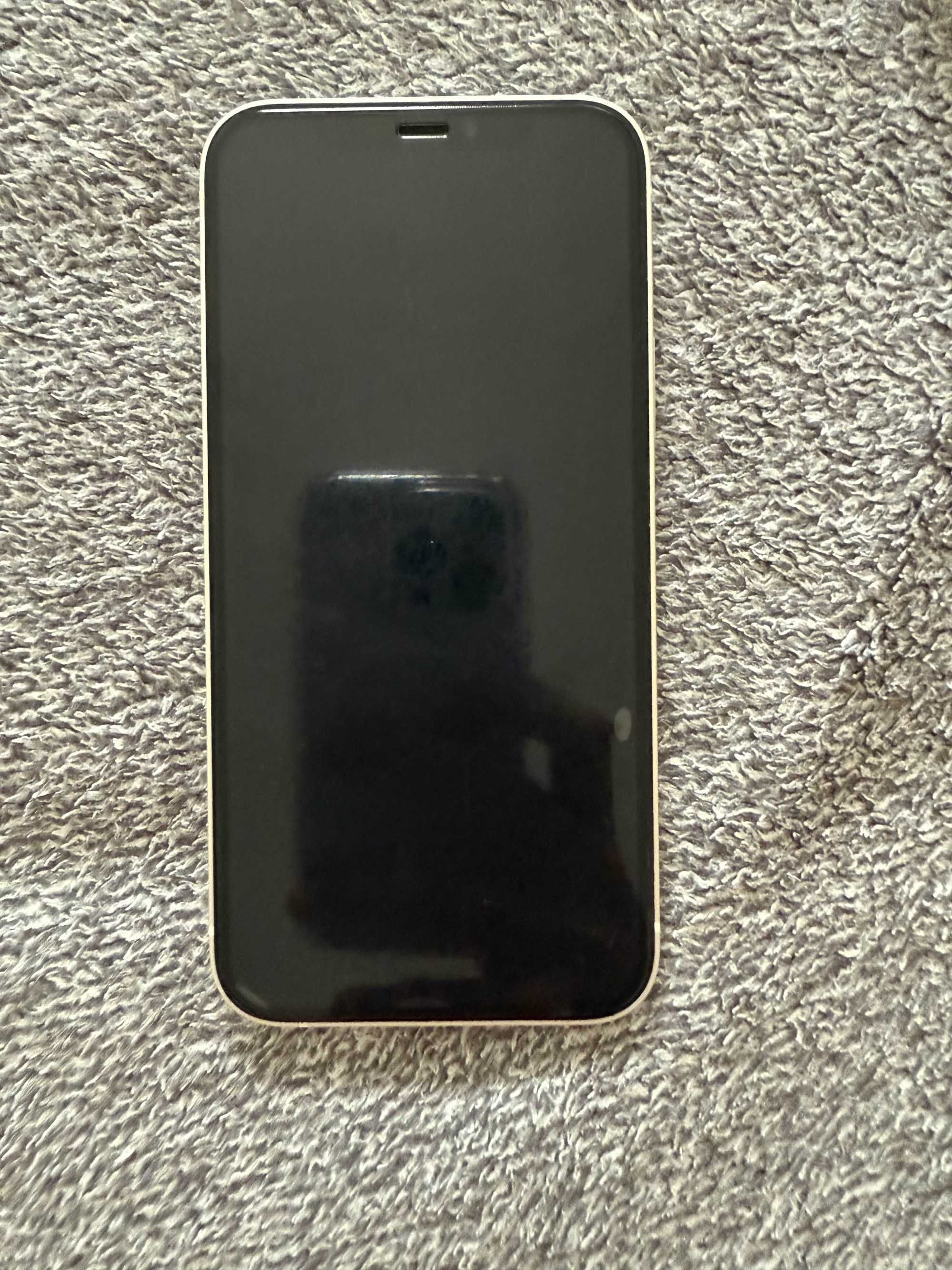 iPhone 12 w idealnym stanie