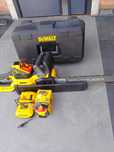 Електропилка DeWALT DCMCS574N акумуляторна
