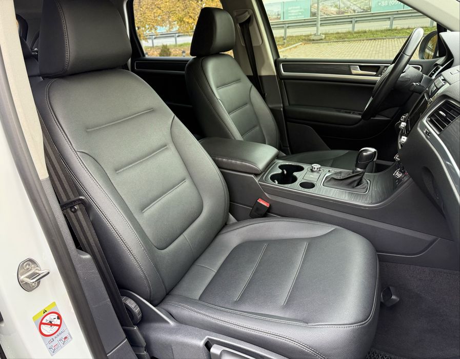 Volkswagen Touareg 3.0TDI 2014 Офіційний