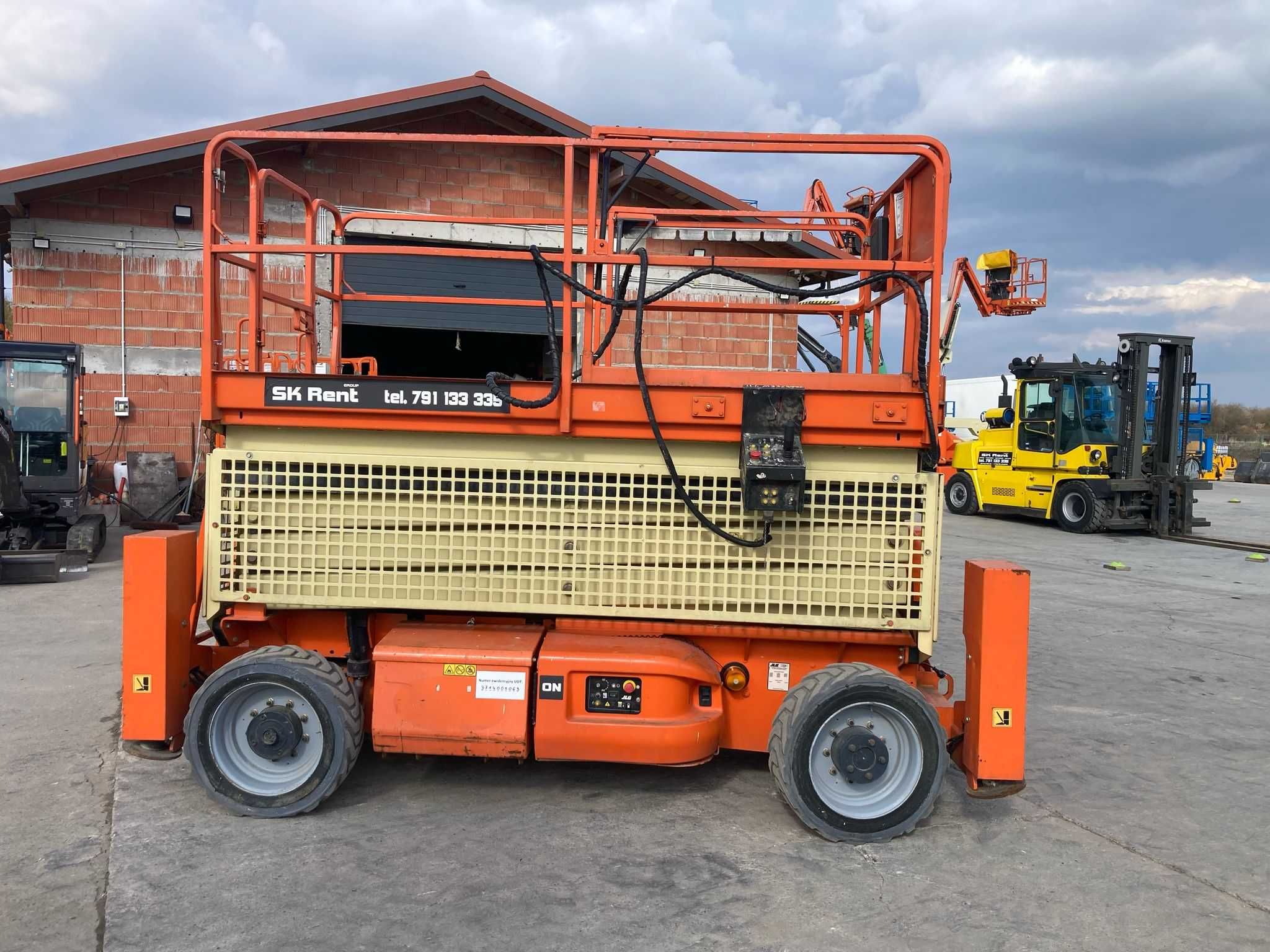 JLG M3369 Podest Nożycowy Podnośnik 12 M Genie Haulotte Nowe Baterie