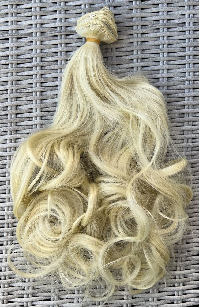 Premium Ultra włosy doczepiane, jasny blond, loki, clip in