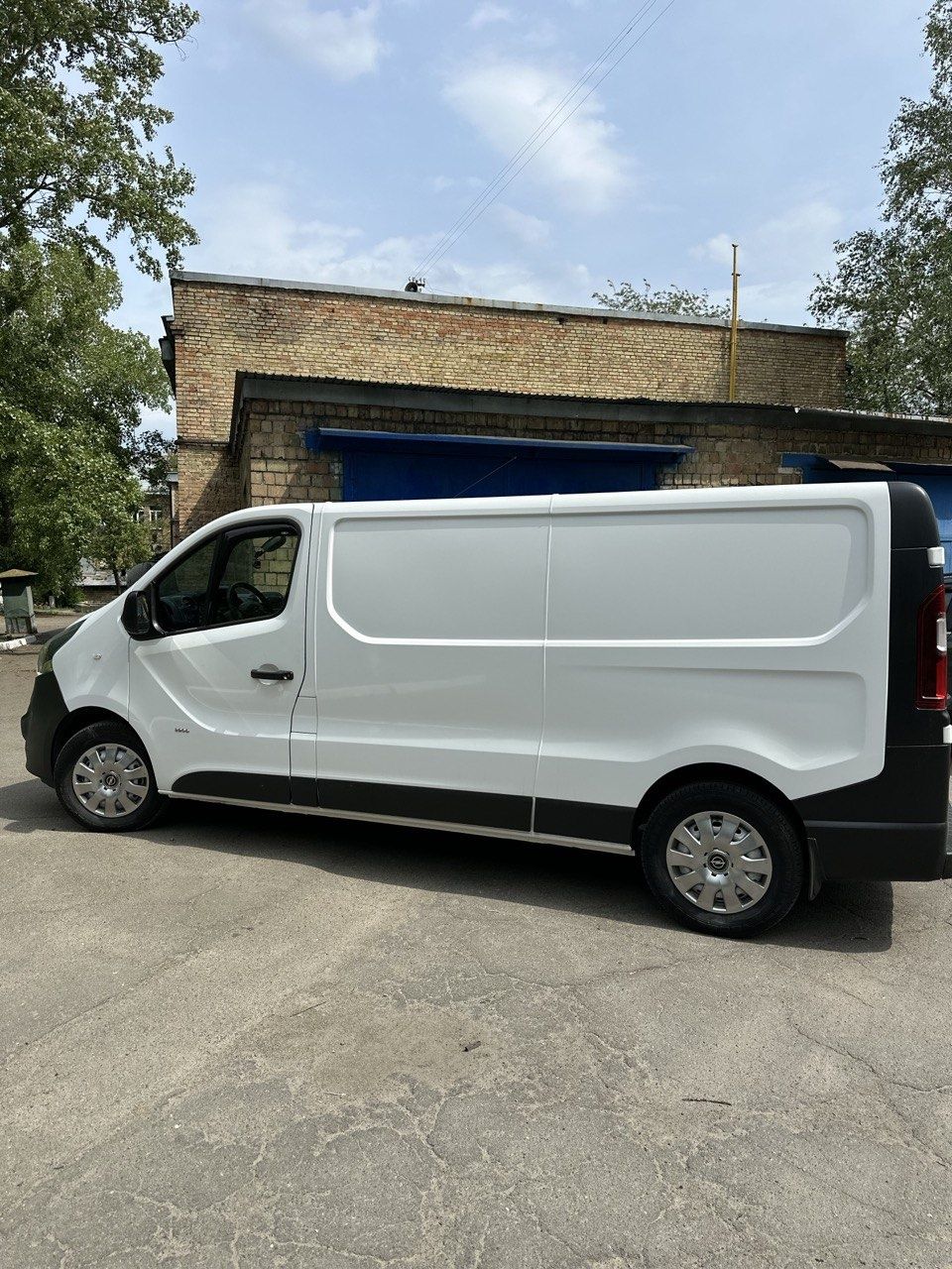 Опель Виваро 1.6 Opel Vivaro B