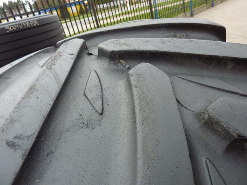 Opona używana rolnicza 600/60R28 MICHELIN XEOBIB 1200zł W3864