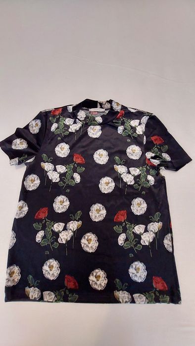 T-shirt estampada marca " Zara "