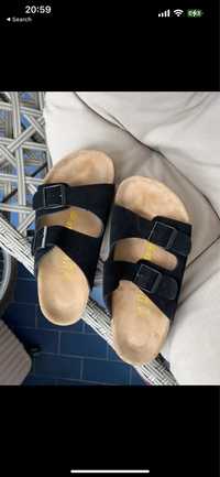 Birkenstock sandália preta