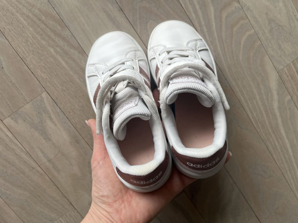 Buty Adidas, rozm. 28