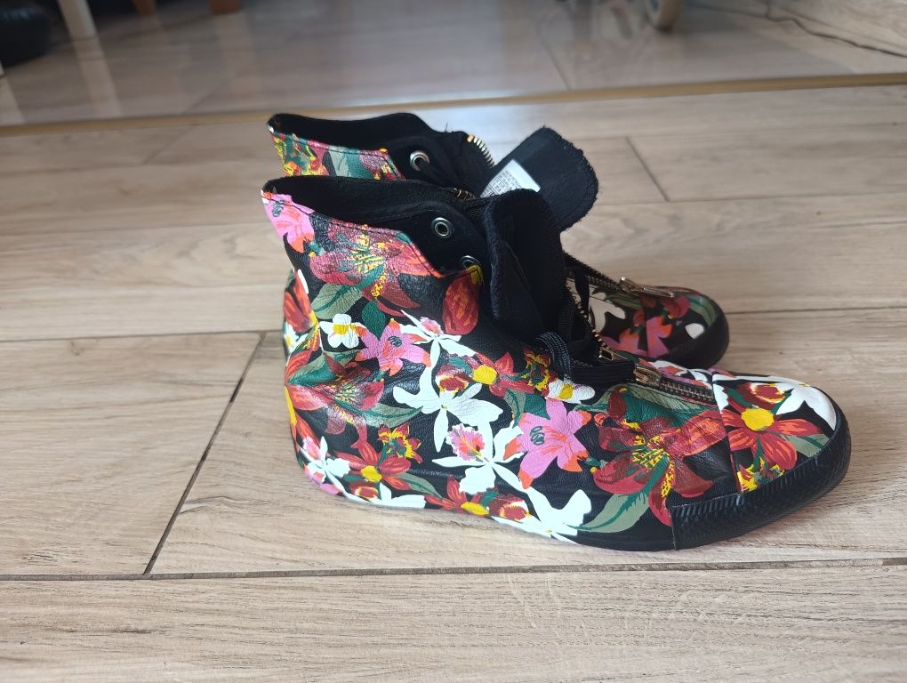 Converse 37,5 kwiaty