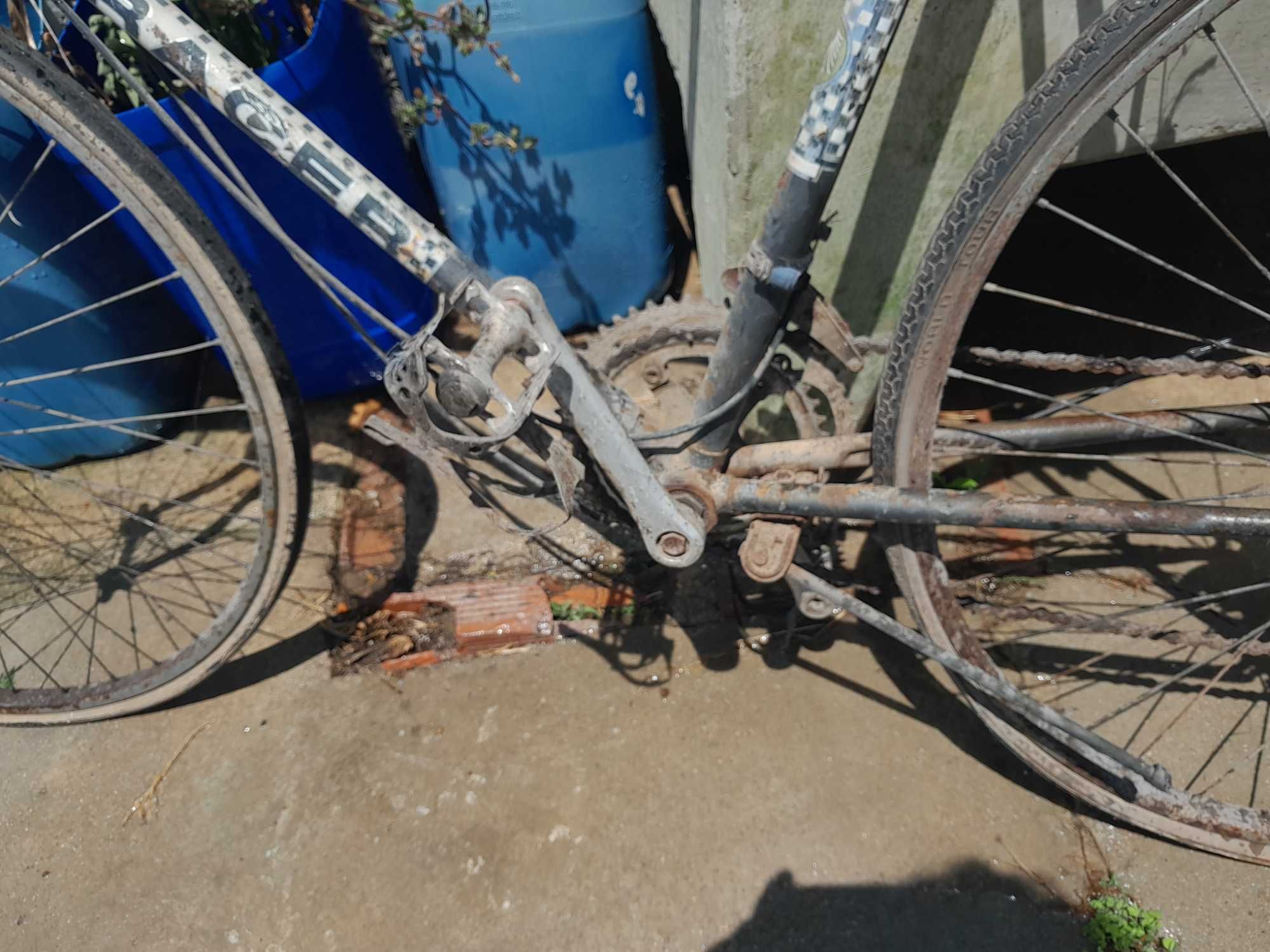 Bicicleta (Para peças ou restauro)