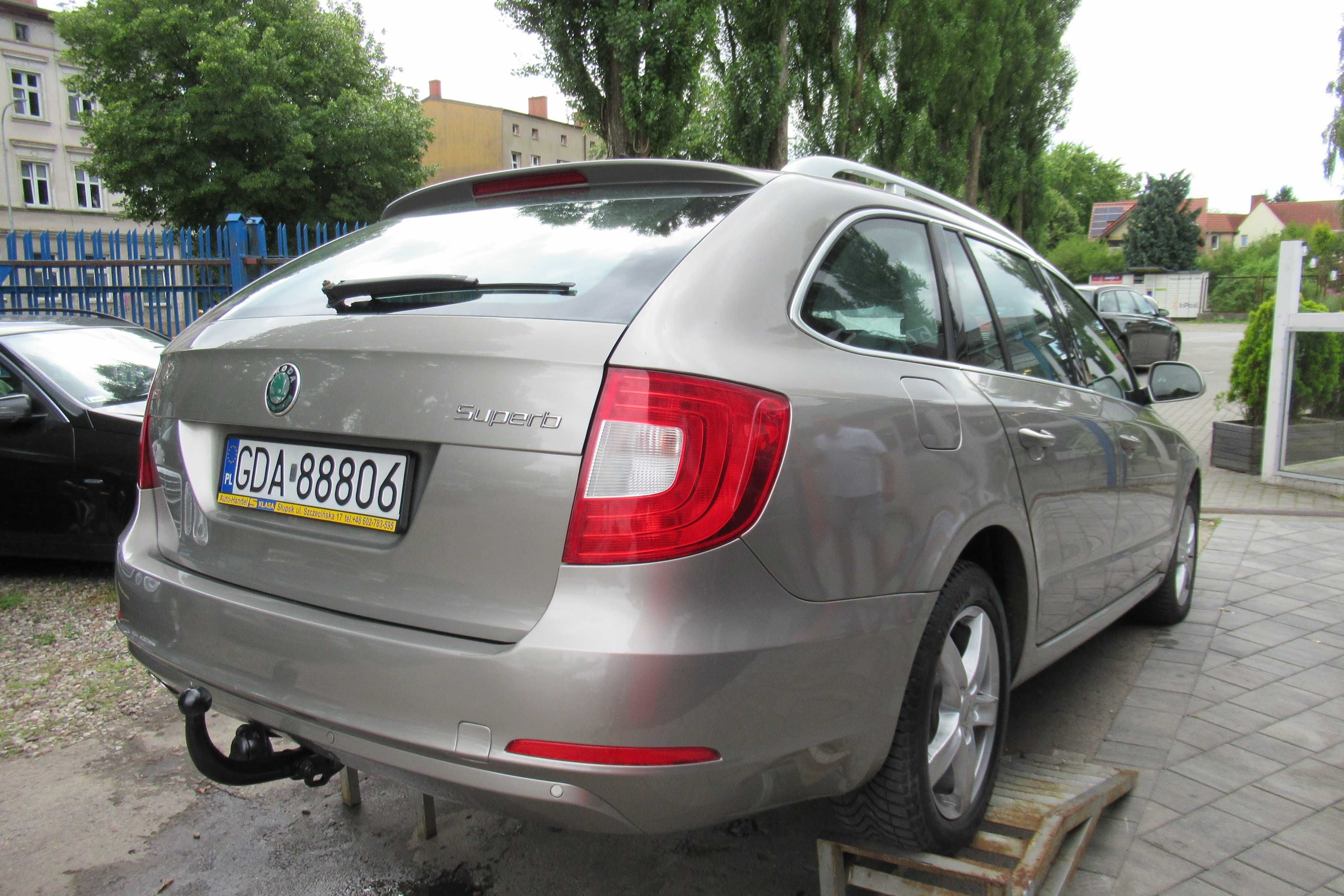Skoda Suberb 2 II 1.8 benzyna 2010r kombi bardzo ładna wersja manual