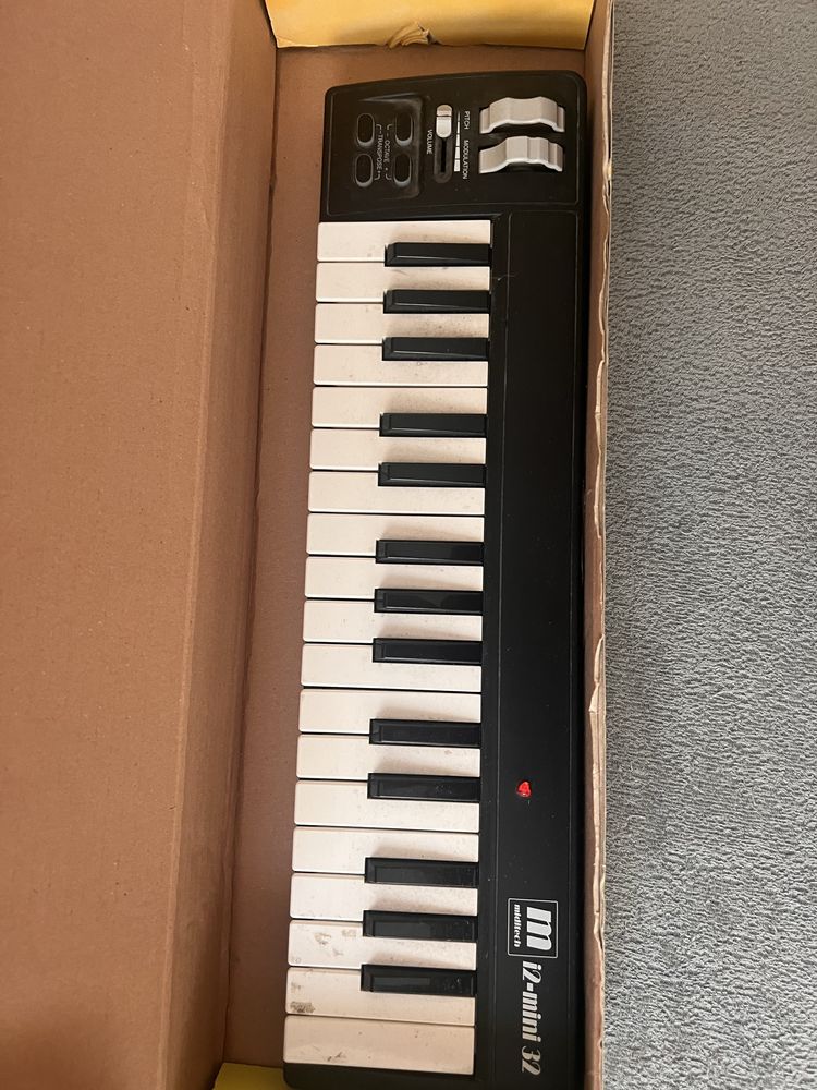 Miditech i2-mini 32 klawisze USB