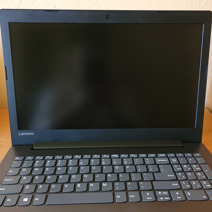 Zadbany laptop lenovo
