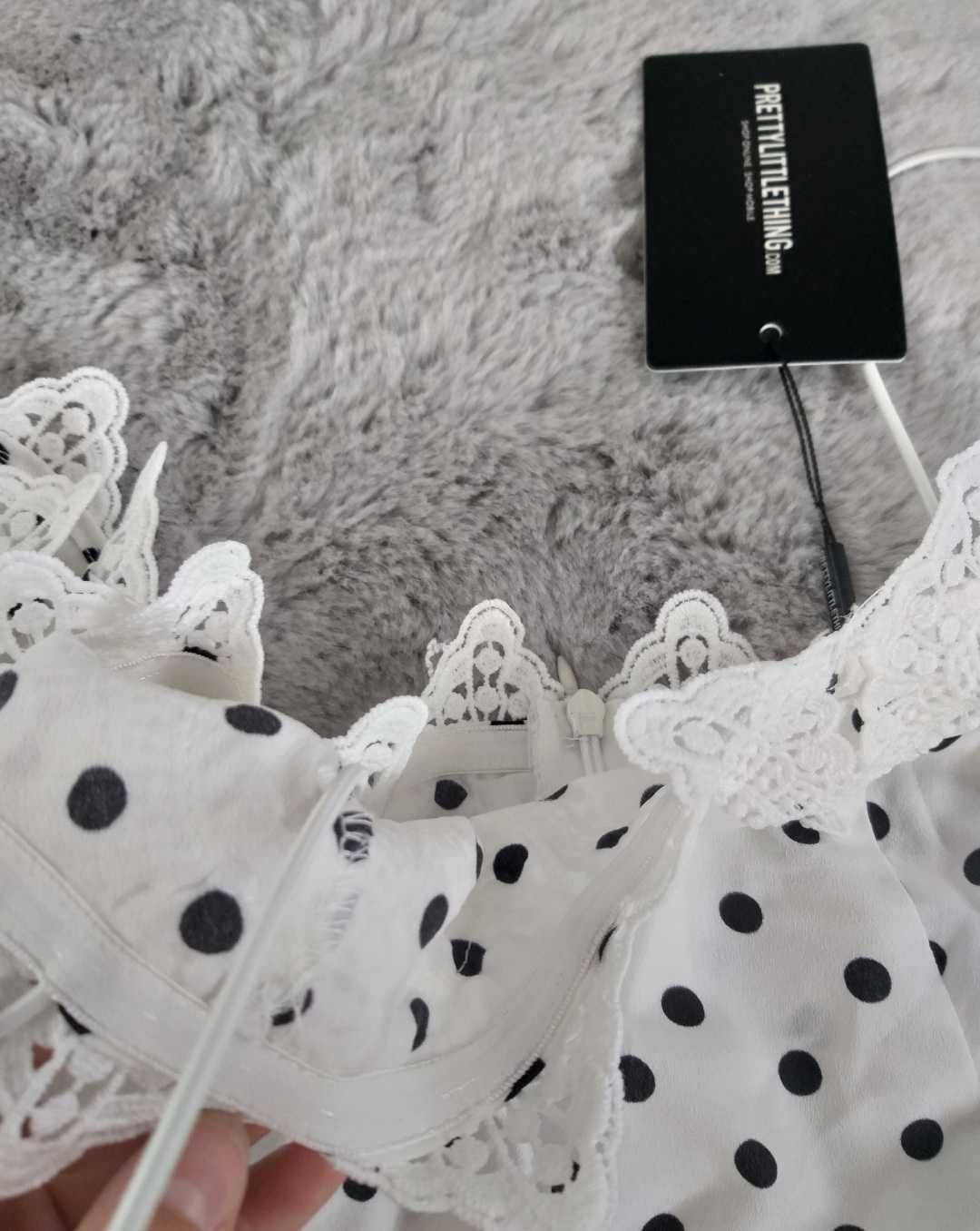 Piękny kombinezon PrettyLittleThing xs