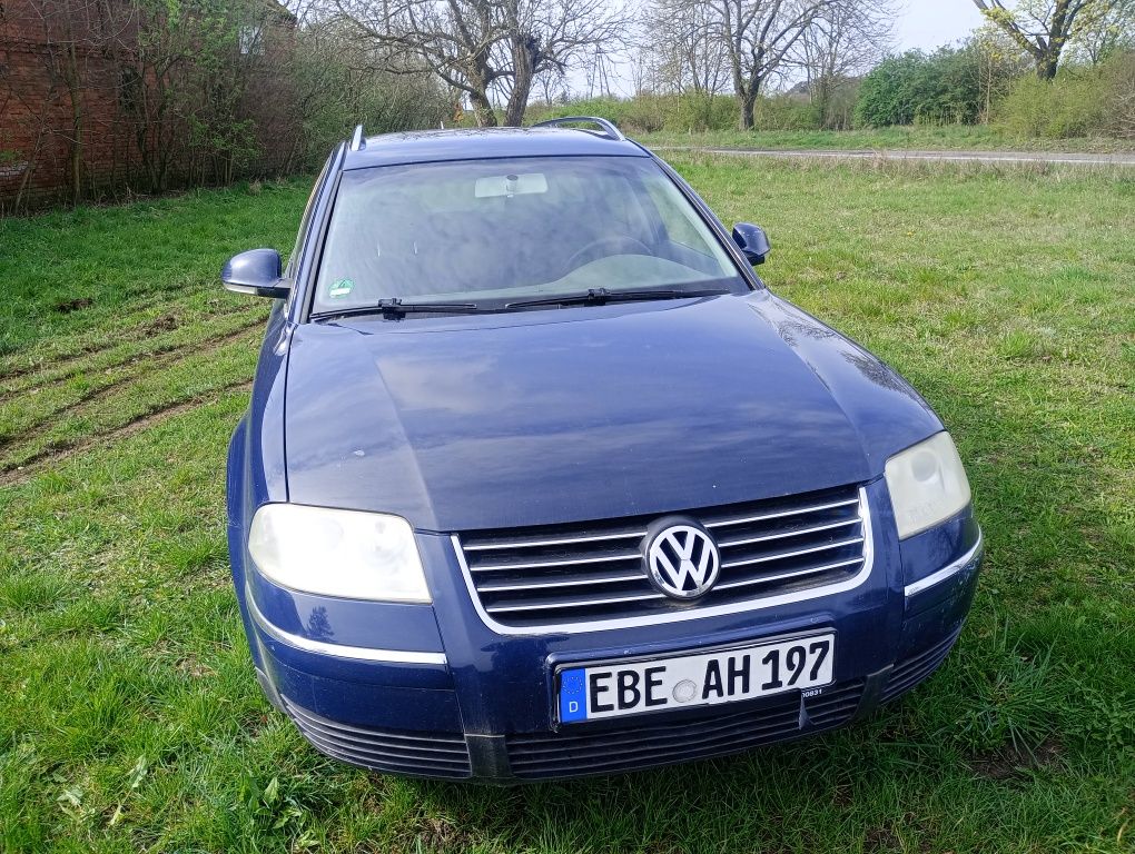 Volkswagen Passat w całości lub na części B5 2.8 benzyna 4 motion 2003
