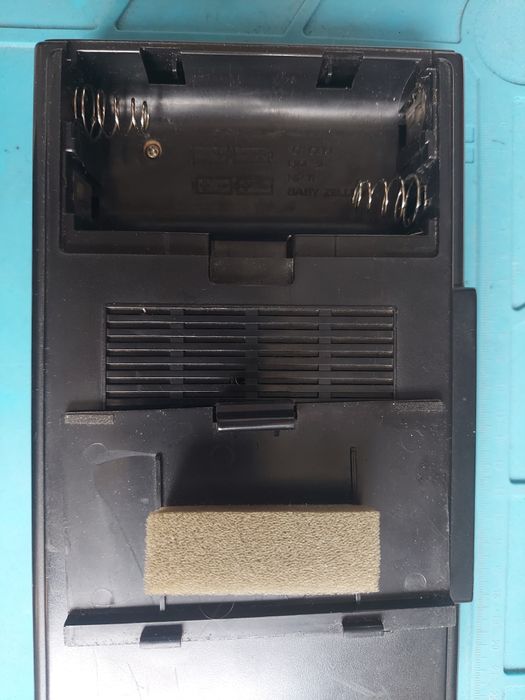 Касетний магнітофон Sanyo slim 1