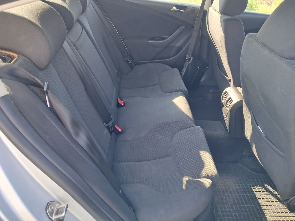 Volkswagen Passat B6 2008р 1.6FSI