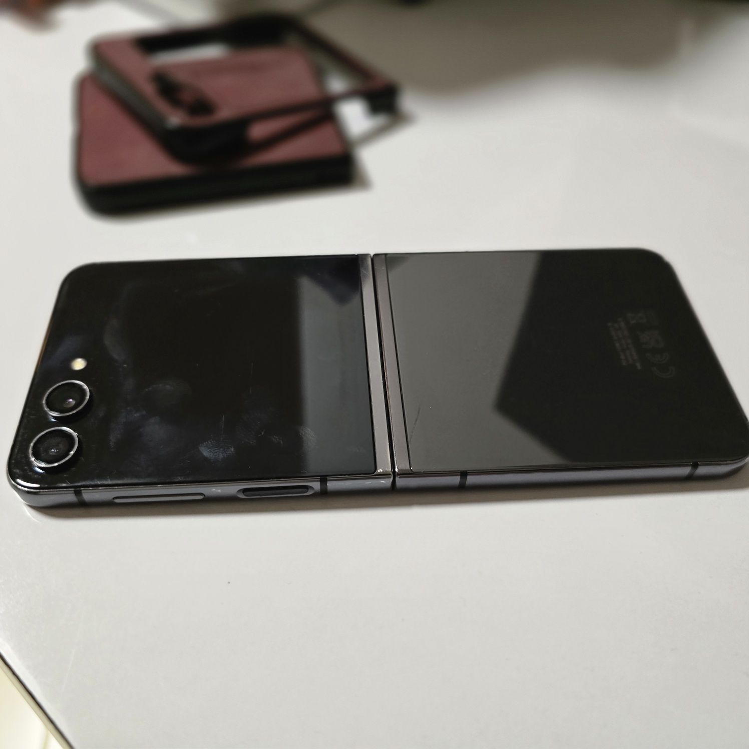 Samsung Z Flip 5 usado