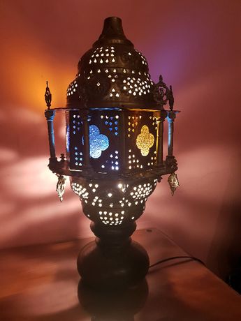 Stara unikatowa Lampa ażurowa mosiądz wolnostojąca świeci kolorowo