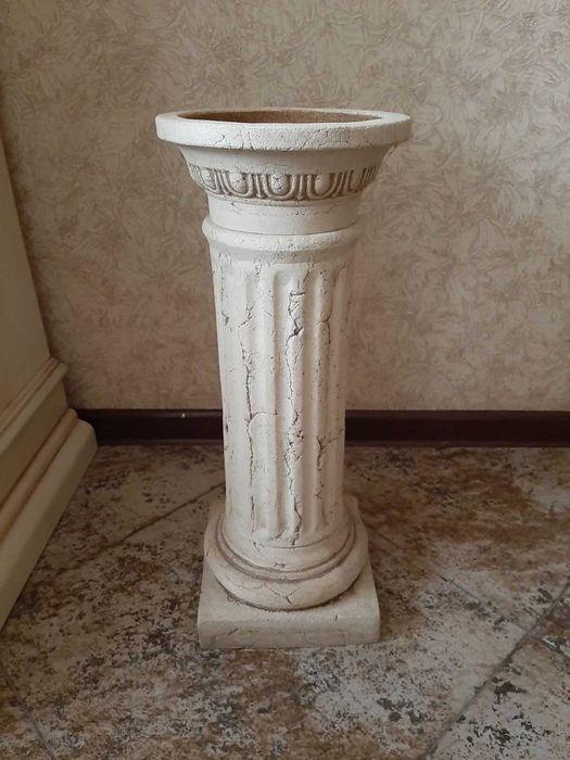 керамическая стойка для цветов