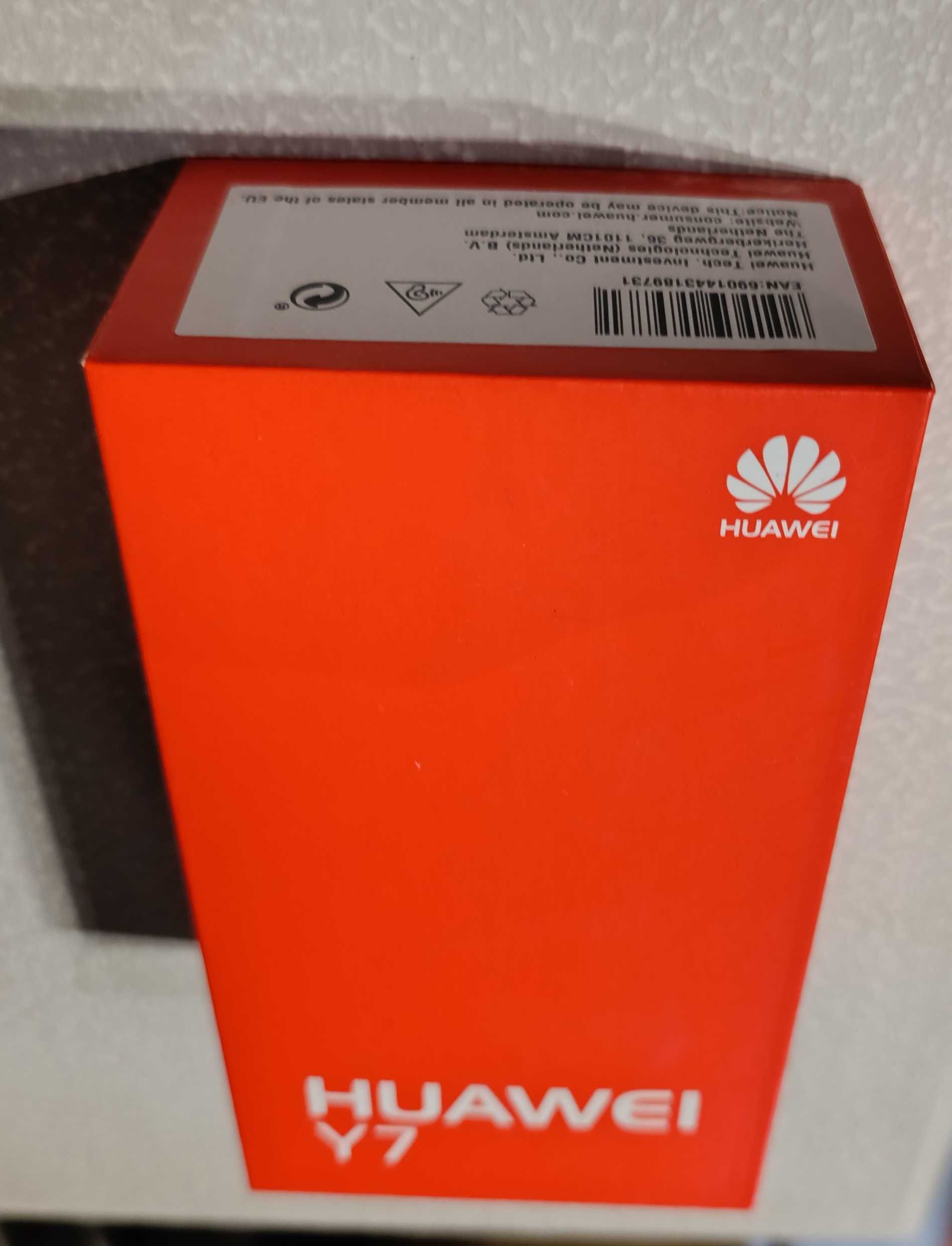 Smartphone Huawei Y7 + acessórios (ecrã rachado s/ interferências)