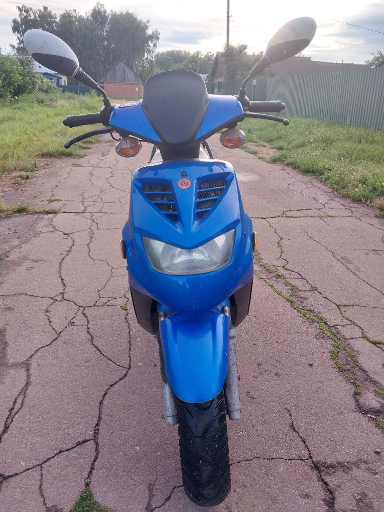 Продам мопед QJ BO5N