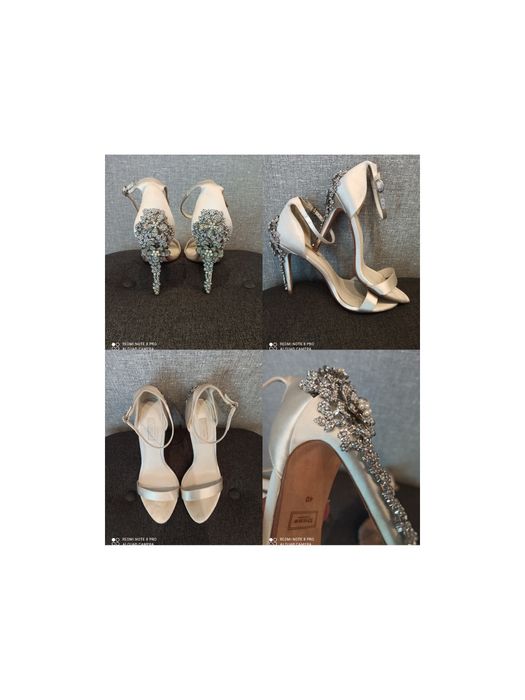 Королівська весільна сукня