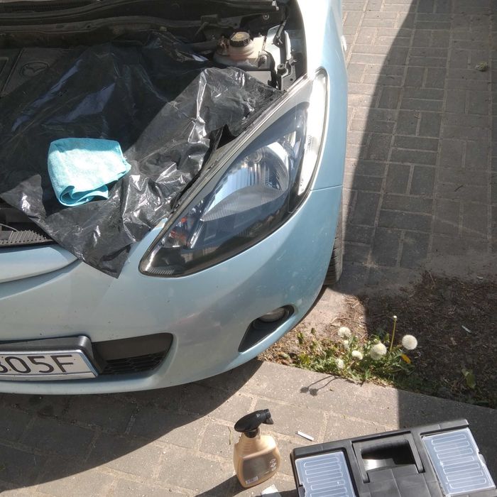 Polerowanie odnawianie lamp