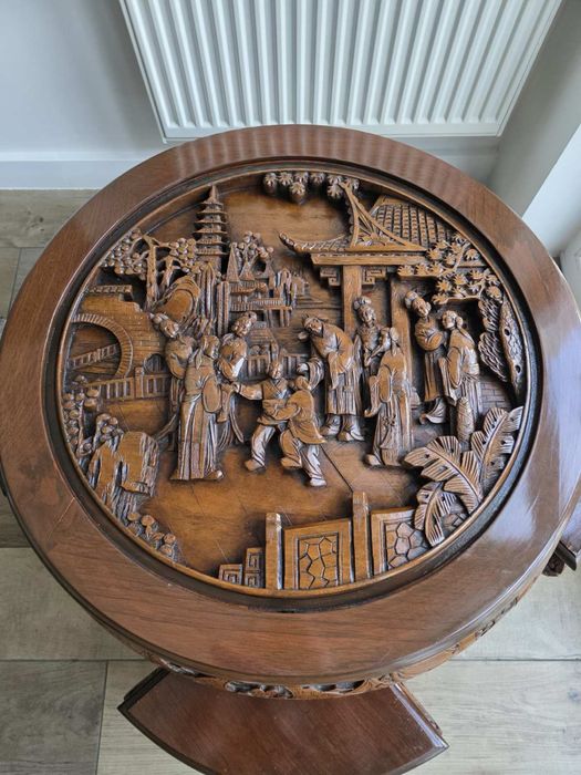 Столик китайський