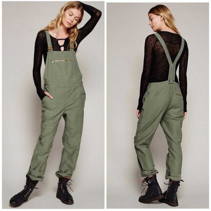 Levis комбинезон XS новый