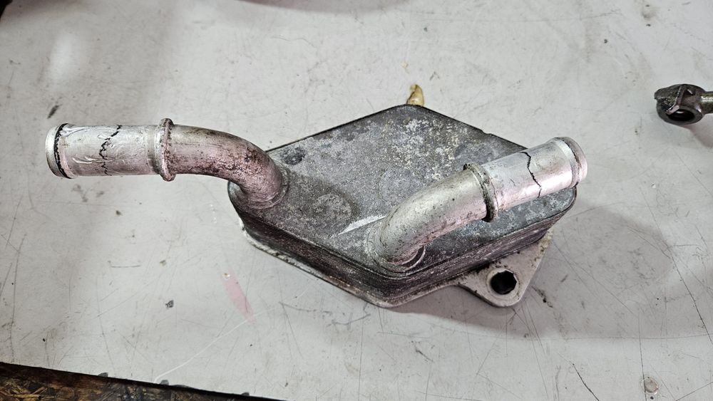 Chłodnica chłodniczka oleju A20NHT 2.0t turbo opel insignia a