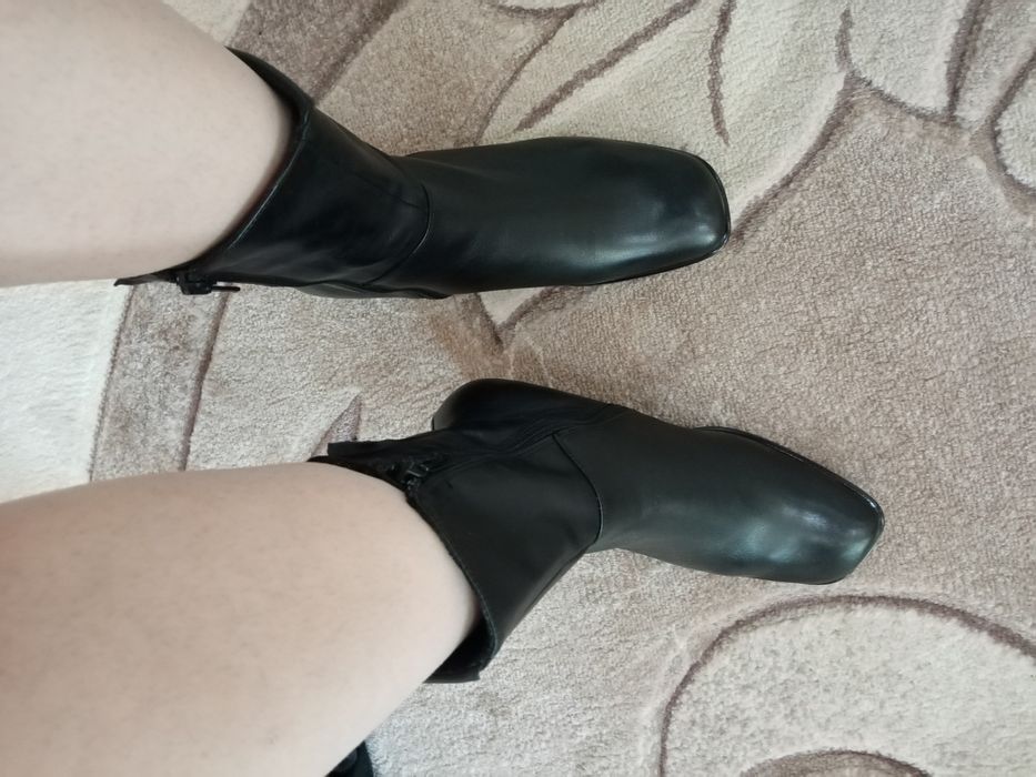 Шкіряні, Осінні чобітки з Італії.