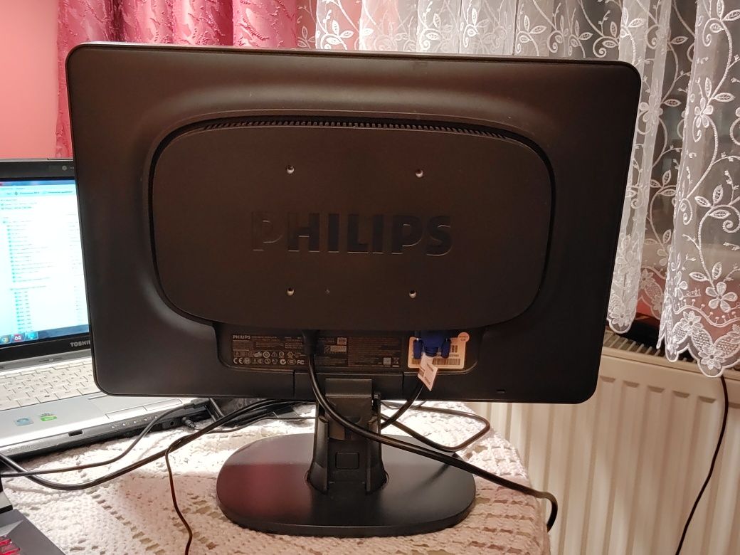 Монітор Phillips 190SW 19" LCD дюймів