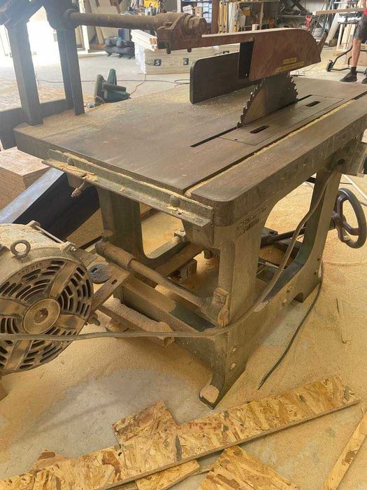 Piła stołowa tarczowa krajzega cyrkularka 7 kw