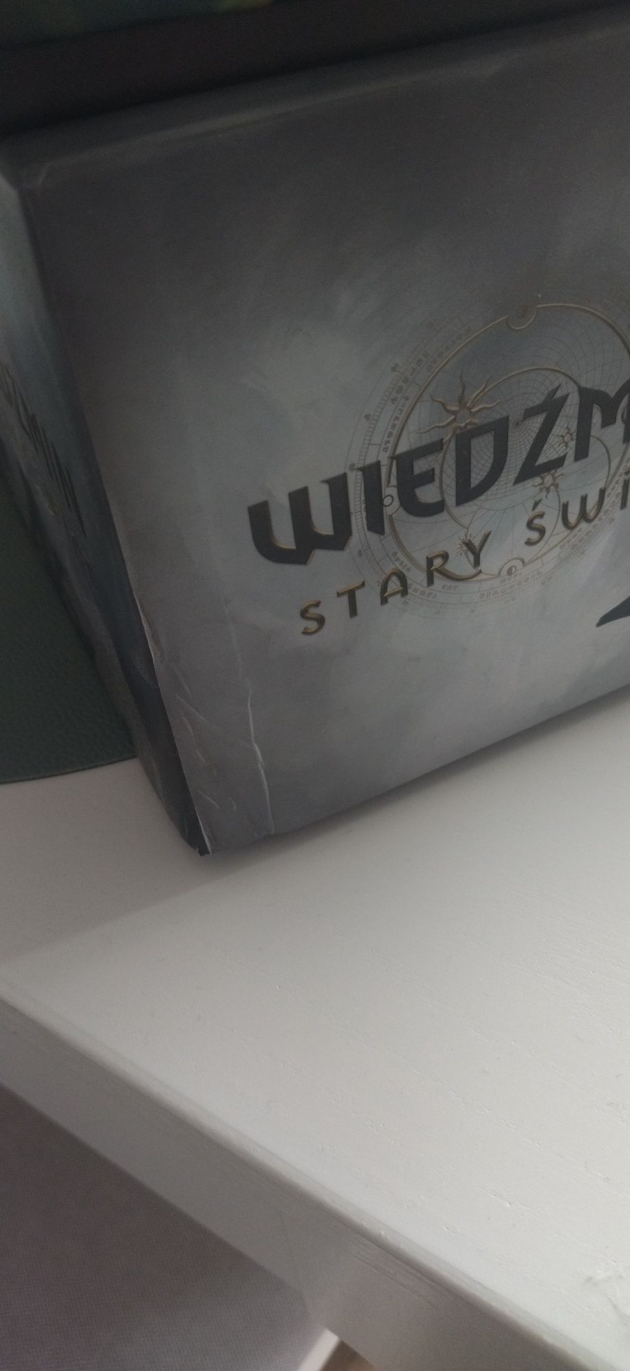 Wiedźmin Stary Świat Deluxe + Dodatek Magowie