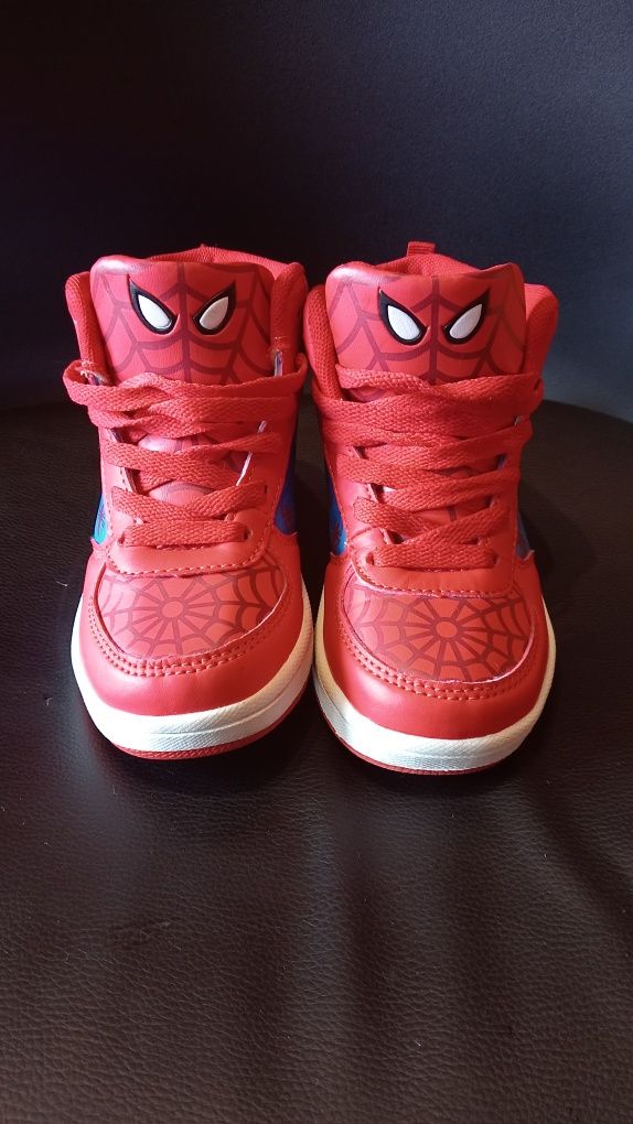 Buty spider Man  jak nowe