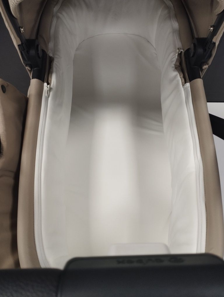 Gondola Cybex Cot S Almond  do wózka Balios , Talos Nowa