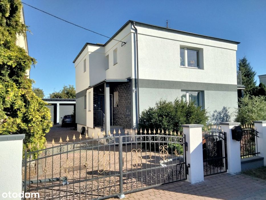 Dom wolnostojący w cichej okolicy, garaż wolnostojący na działce!