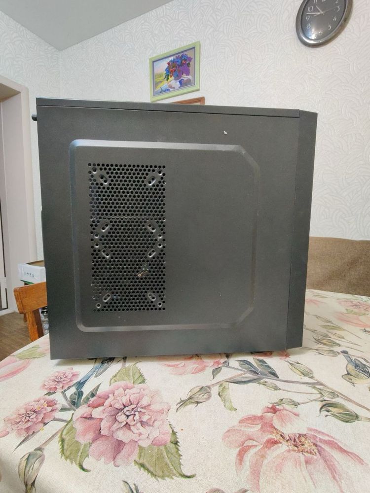 Корпус Пк deepcool Tesseract +1 вентилятор