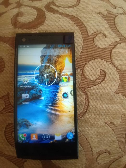 Смартфон THL T100S