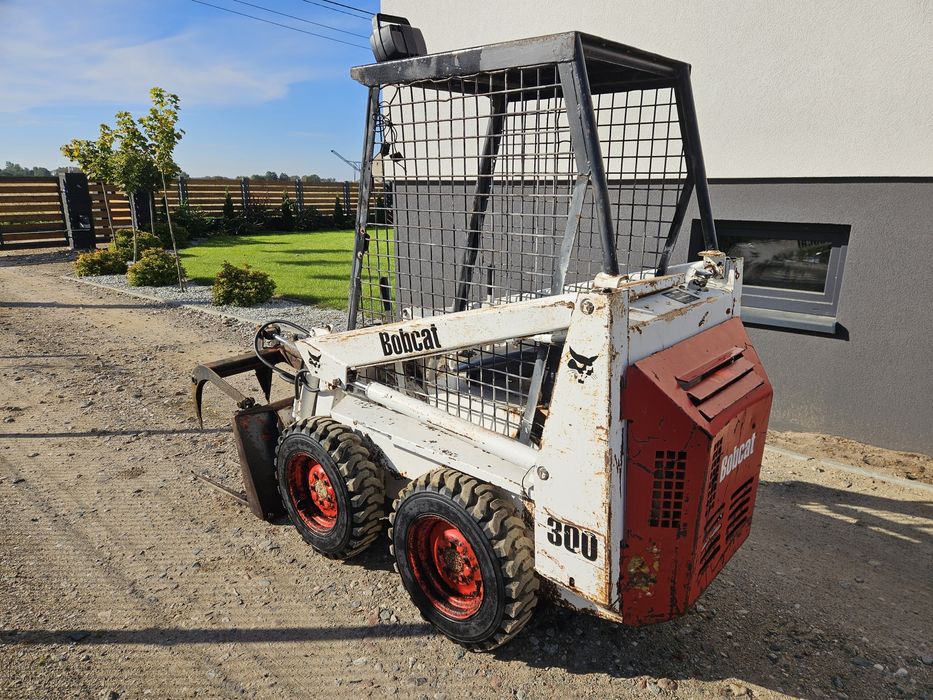 Miniładowarka bobcat clark 300 90 cm szerokości