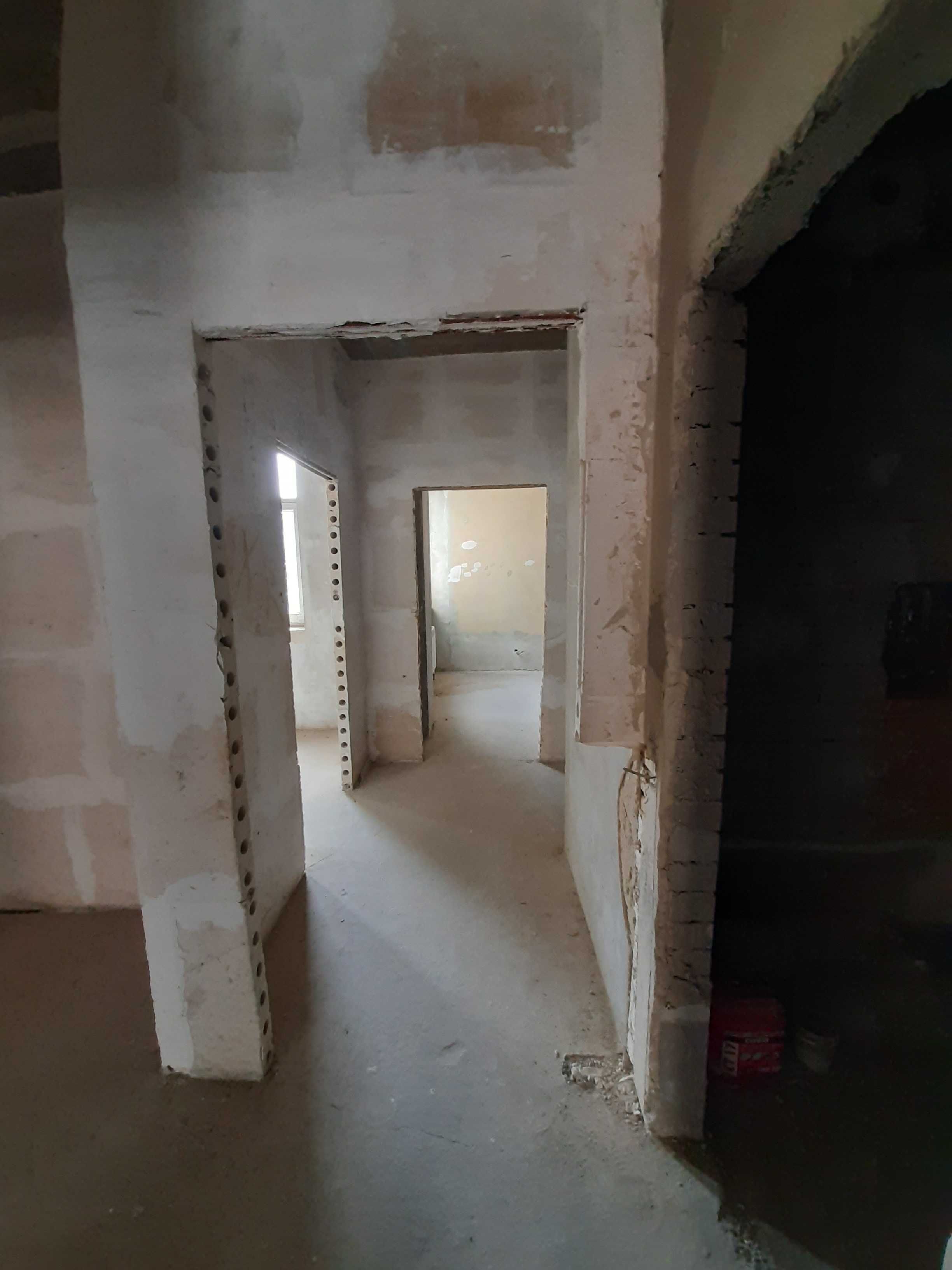 3к. Клубний будинок, центр міста. 136м2. Олександра Кониського 46/11