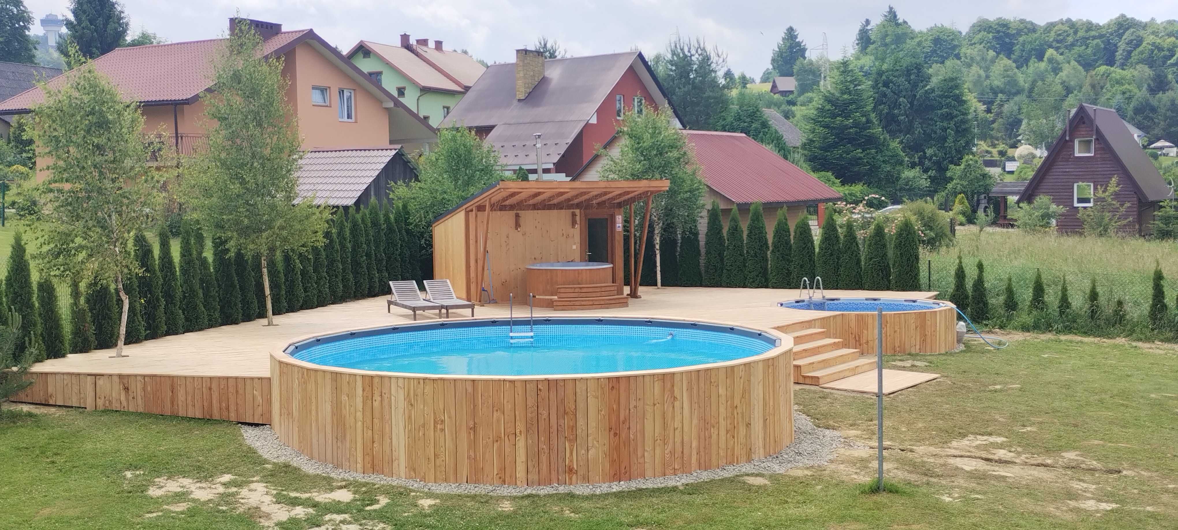 Studio apartament z łazienką balkonem i tarasem w chacie z bala.