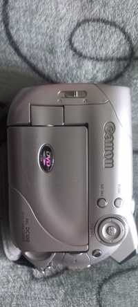 Відеокамера Canon DC100