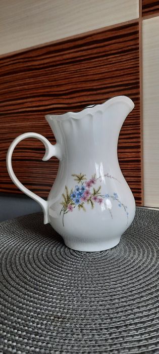 Dzbanek porcelana Bogucice PRL