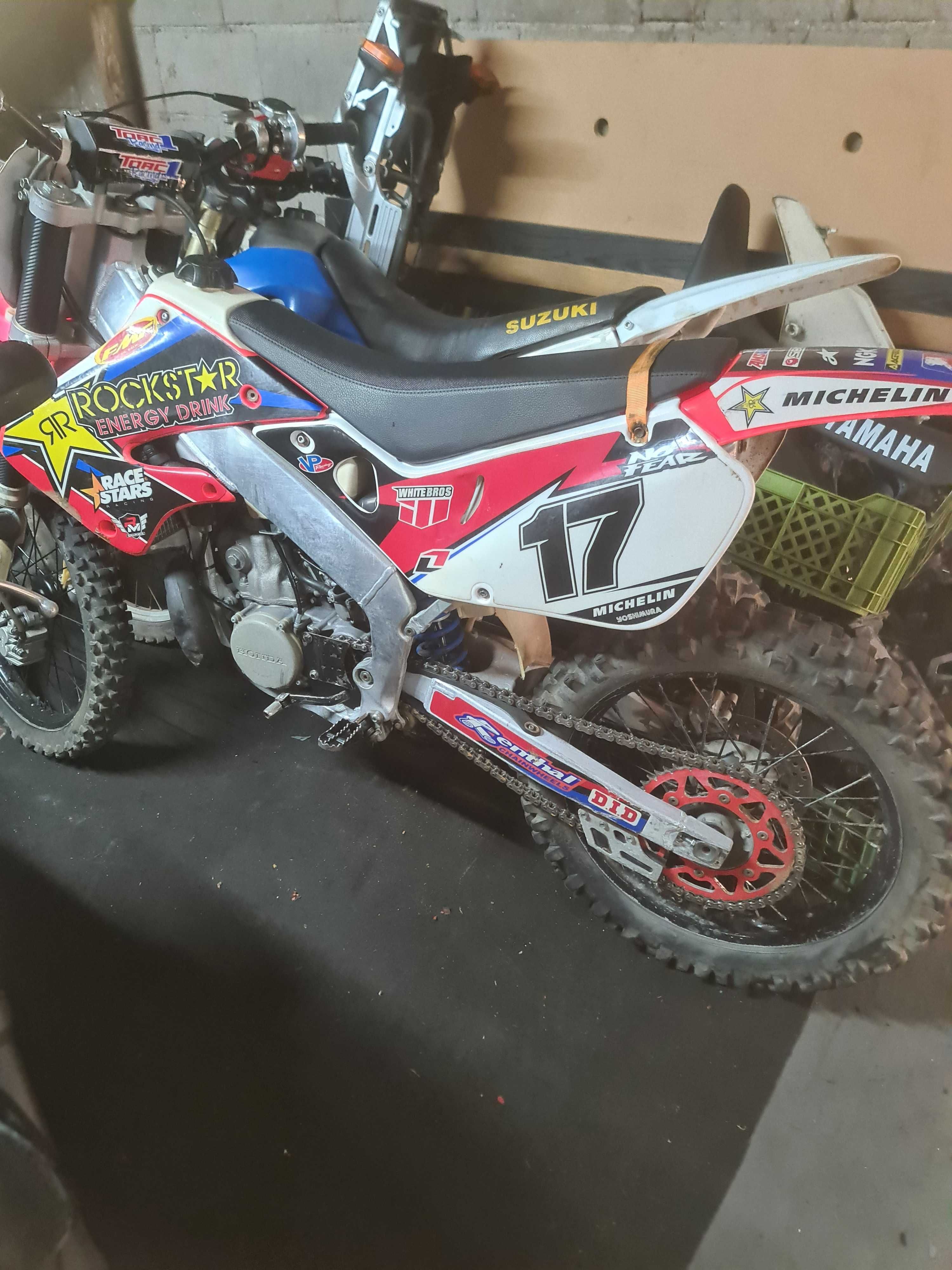 Mota honda cr 250