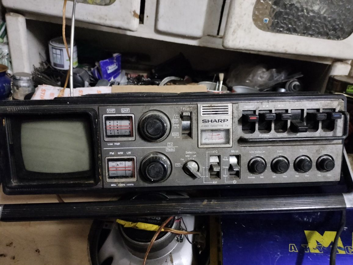 Radiomagnetofon Sharp 5P27G lata 70te