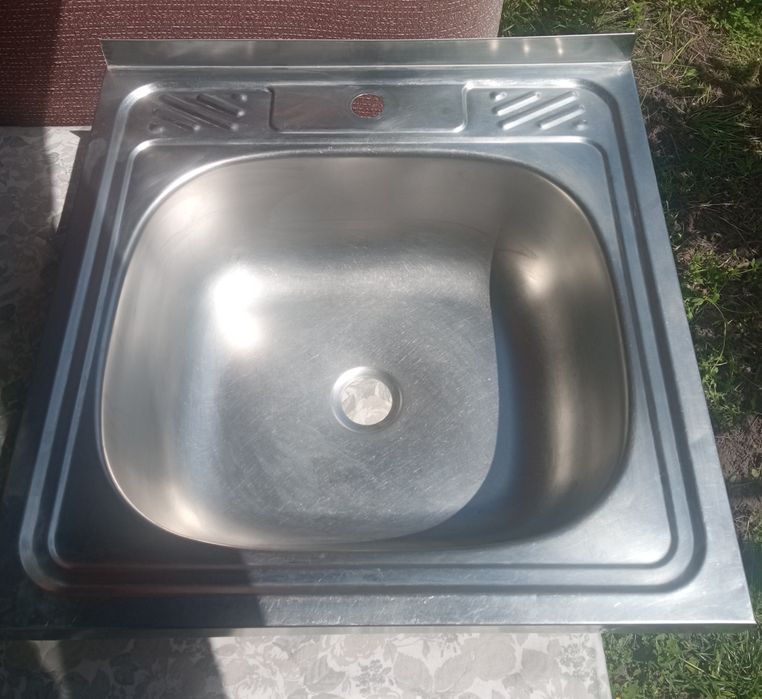 Продам бу раковину накладную для мойки.