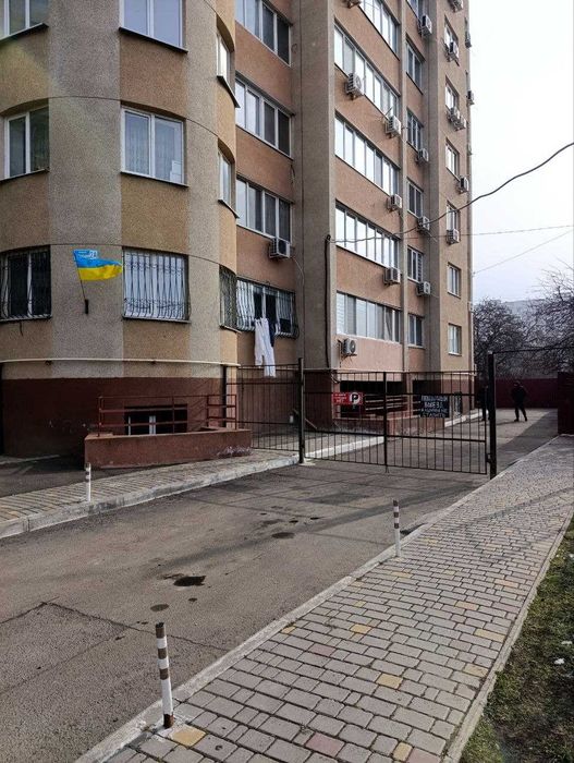 Приміщення. Офіс. Комерційне приміщення