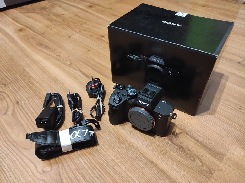 Aparat Sony A7 IV- przebieg 700 zdj.